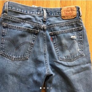 Levi’s Distressed Jeans